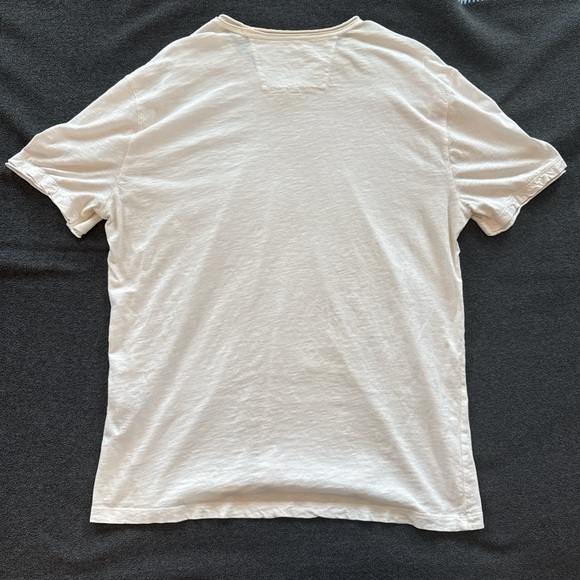John Varvatos Men's White V-Neck T-Shirt - Picture 4 of 5